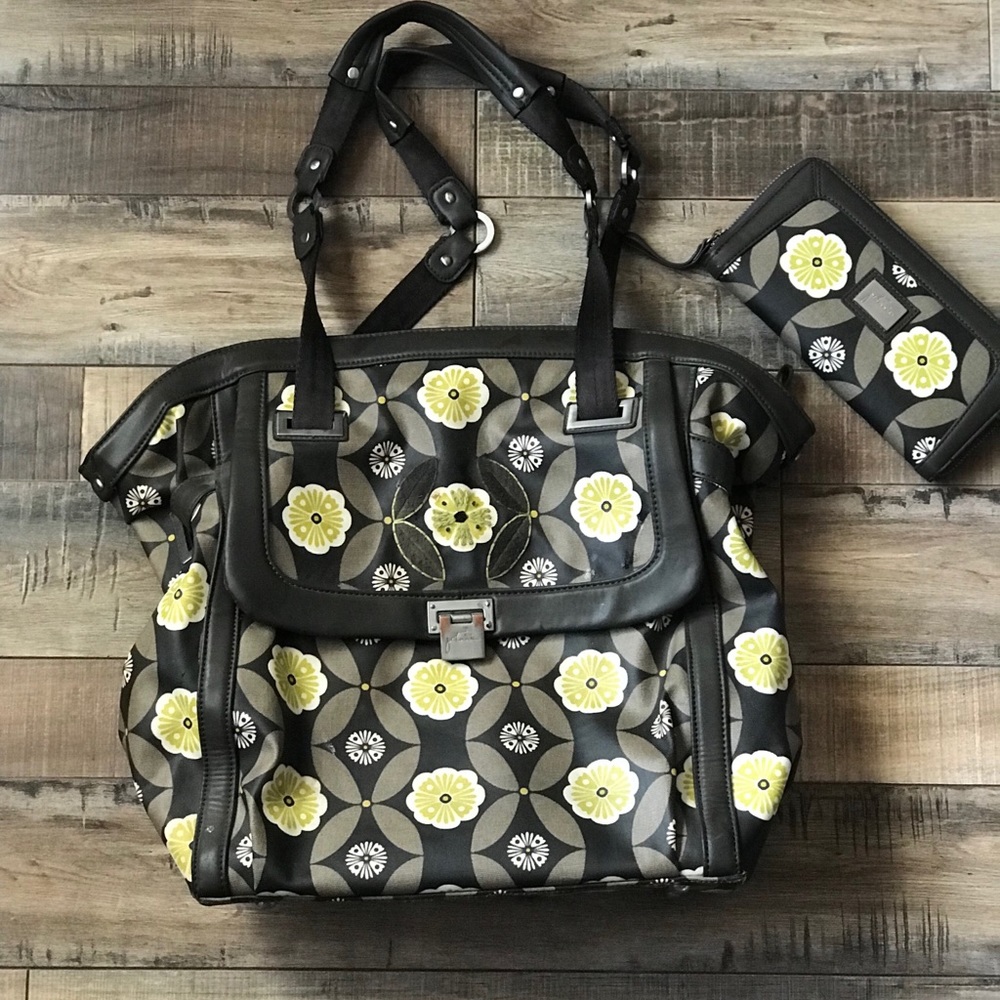 ‼️Petunia Pickle Bottom Bag and Wallet ‼️